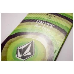 Planche Snowboard Nitro Ripper Youth X Volcom -Boutique Dynafité 9af3da644c784730b4308d150224cd4b2de888ba H23NITRBOA252936 904